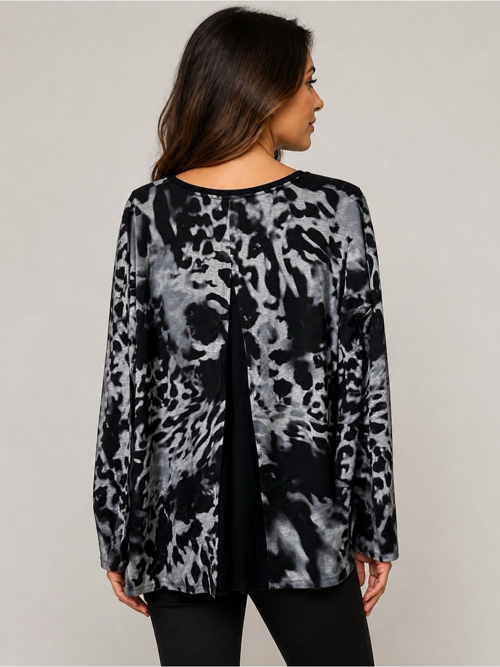 NWT Kensie Long Sleeve Black Grey Abstract Animal Print Tunic Top Size L